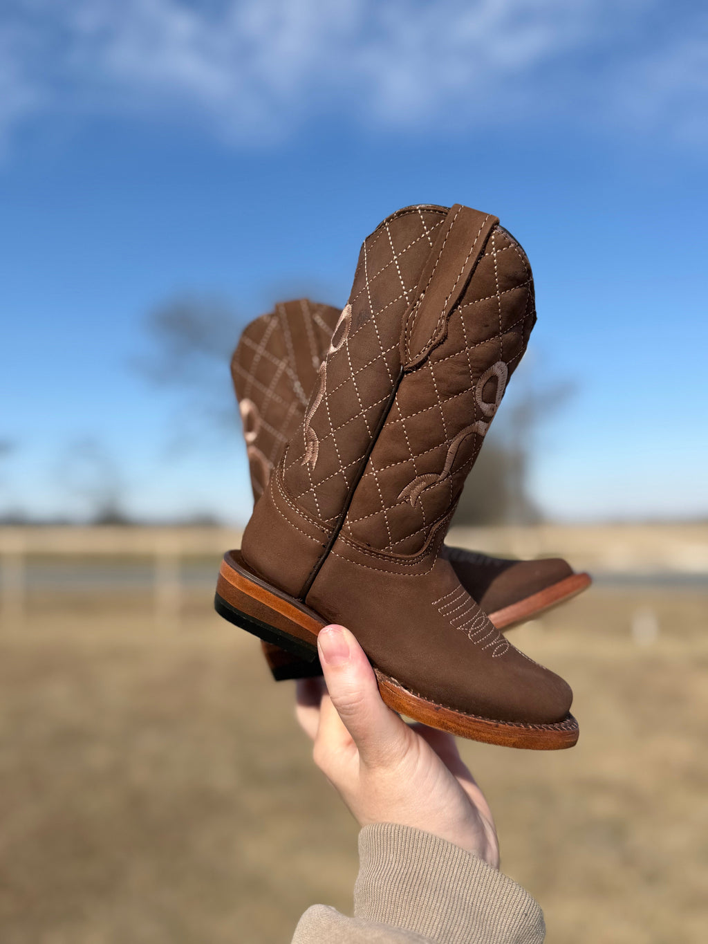 Brown Bow Tanner Mark Boots