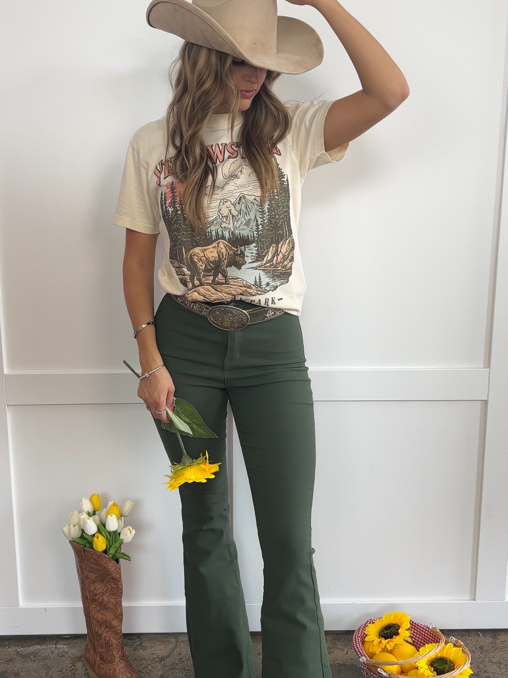 Western Country Roads Concert Bundle (1 Flare + 1 Western Tee)