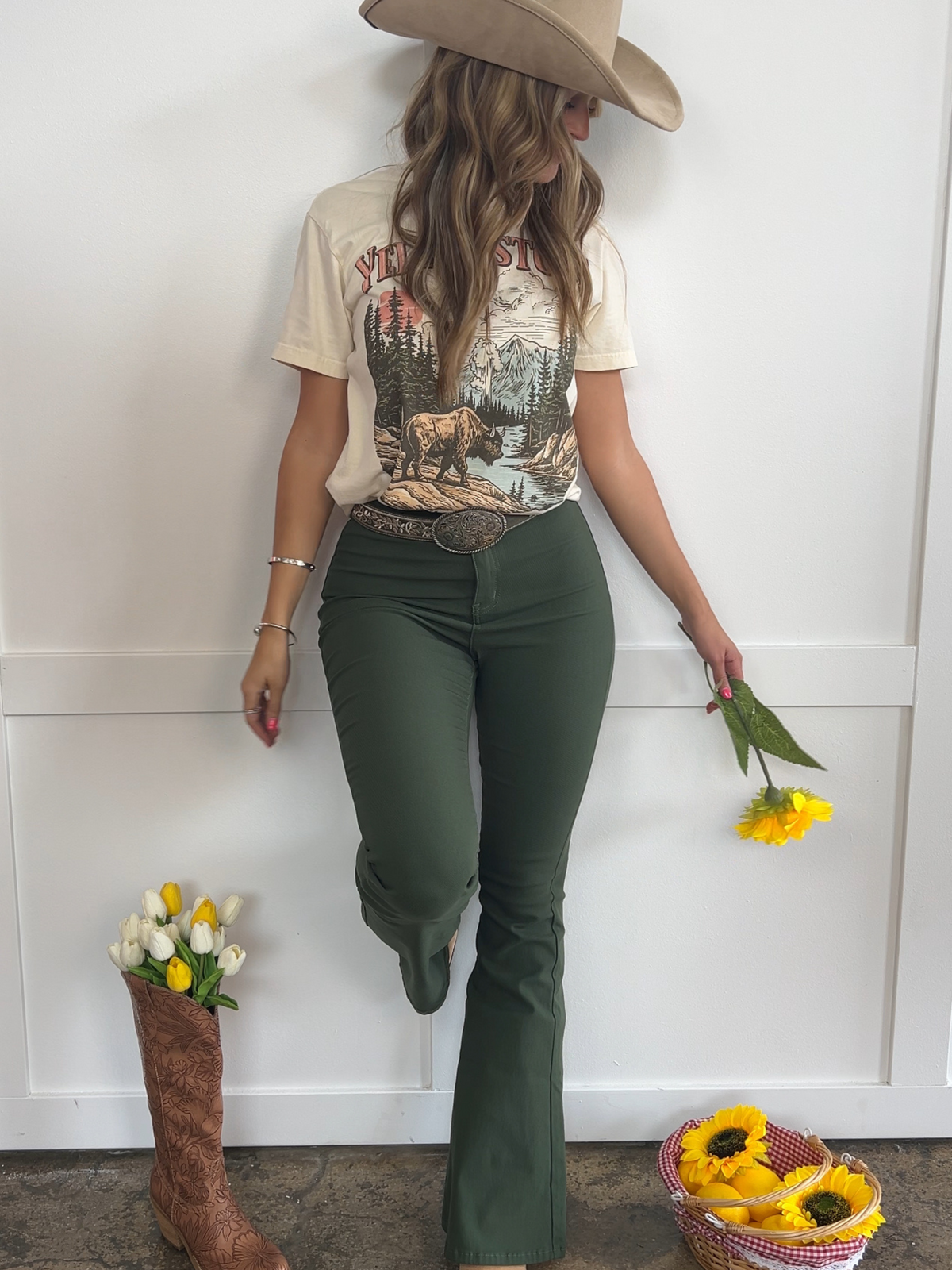 Western Country Roads Concert Bundle (1 Flare + 1 Western Tee)