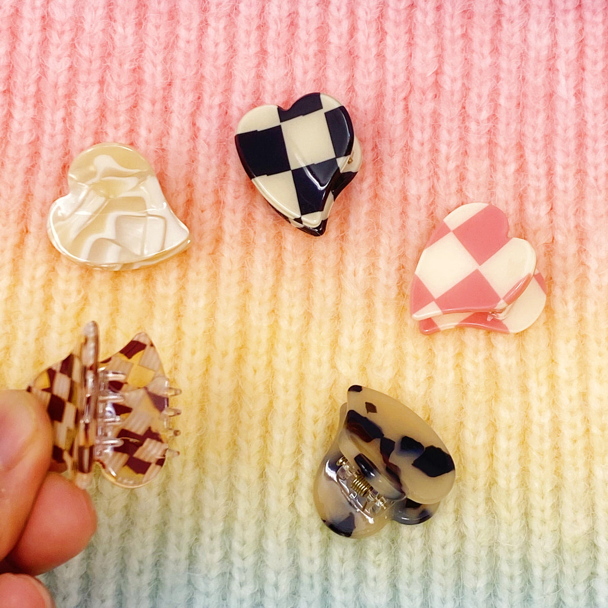Precious Heart Hair Claw Set