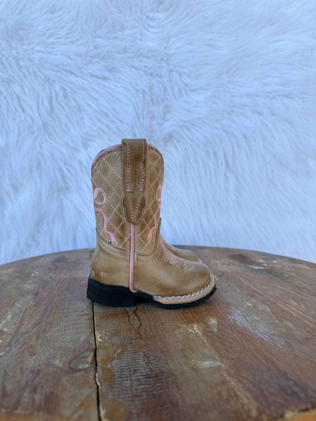 Tan Bow Tanner Mark Boots