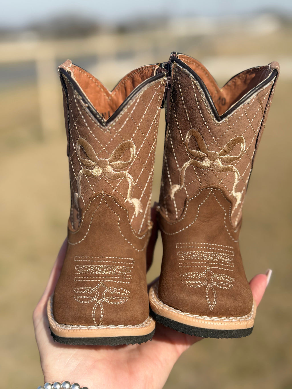 Brown Bow Tanner Mark Boots