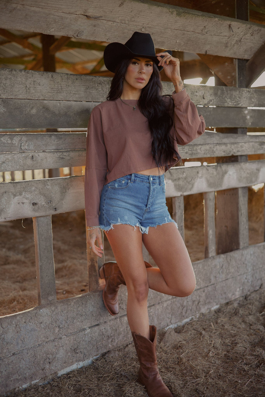 Saylor Distressed Denim Short - Medium Wash