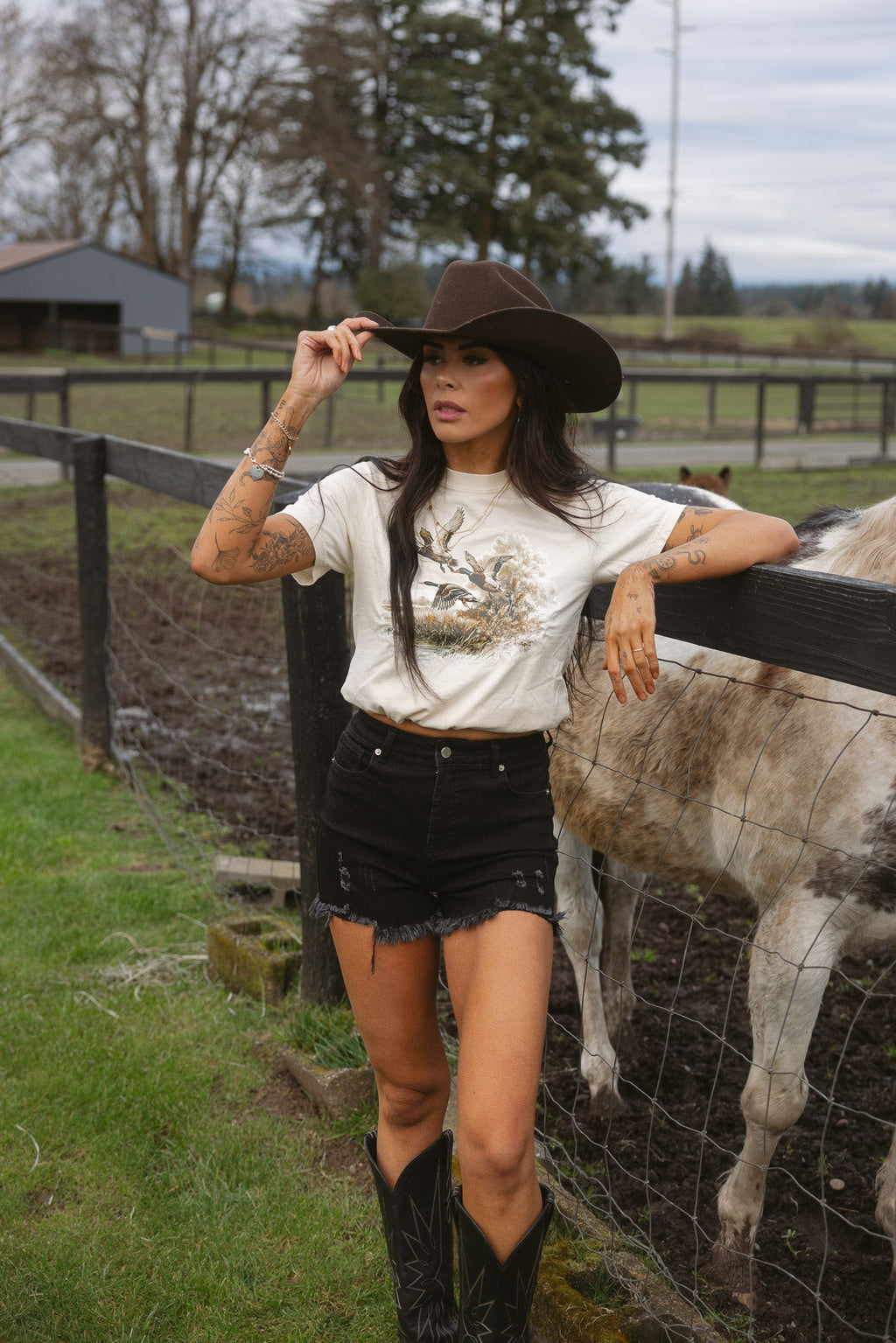 On The Go Risen Distressed Shorts - Black