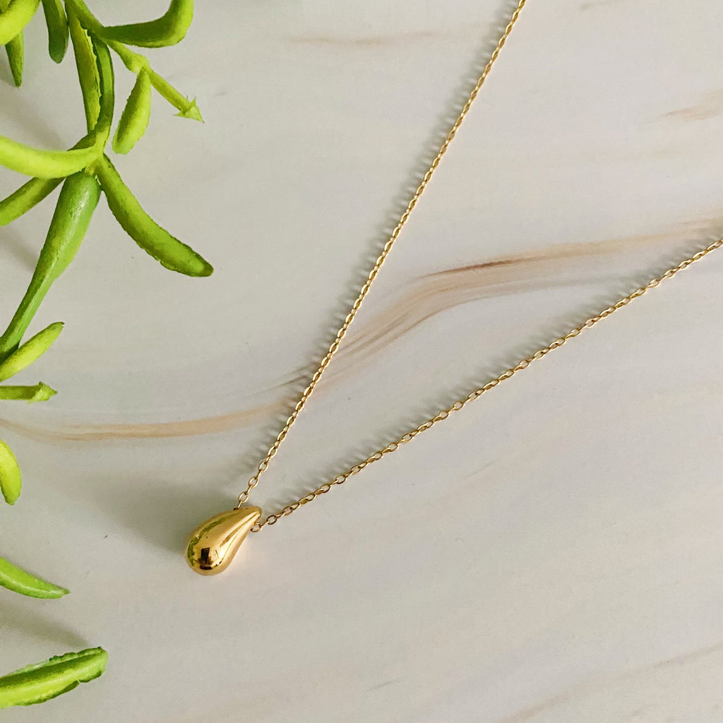 Mini Teardrop Pendant Necklace