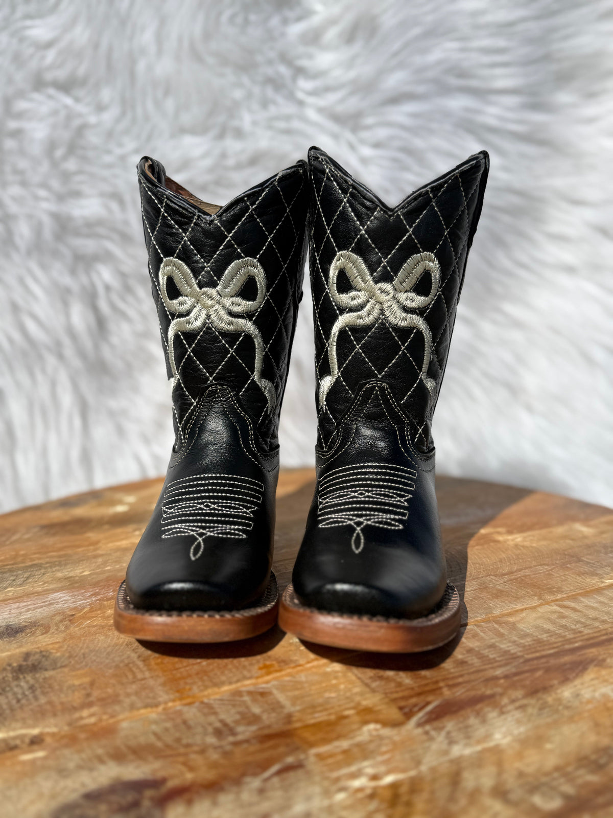 Black Bow Tanner Mark Boots