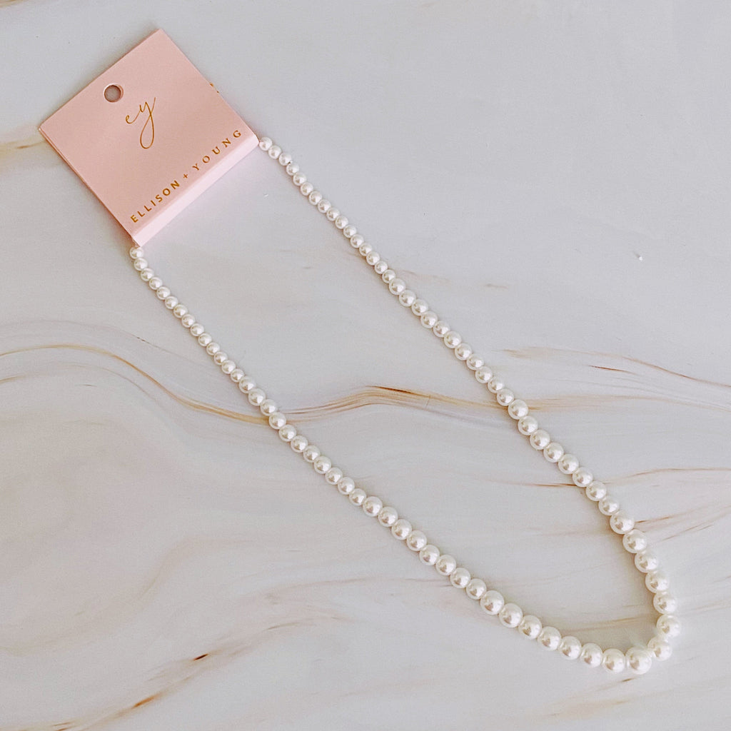 Queen Liz Graduated Pearl Necklace