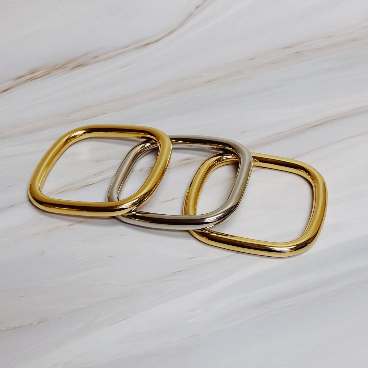 Air Light Square Bangle Set – Sleek Stacking Style in Polished Gold & Mixed Metal Variants