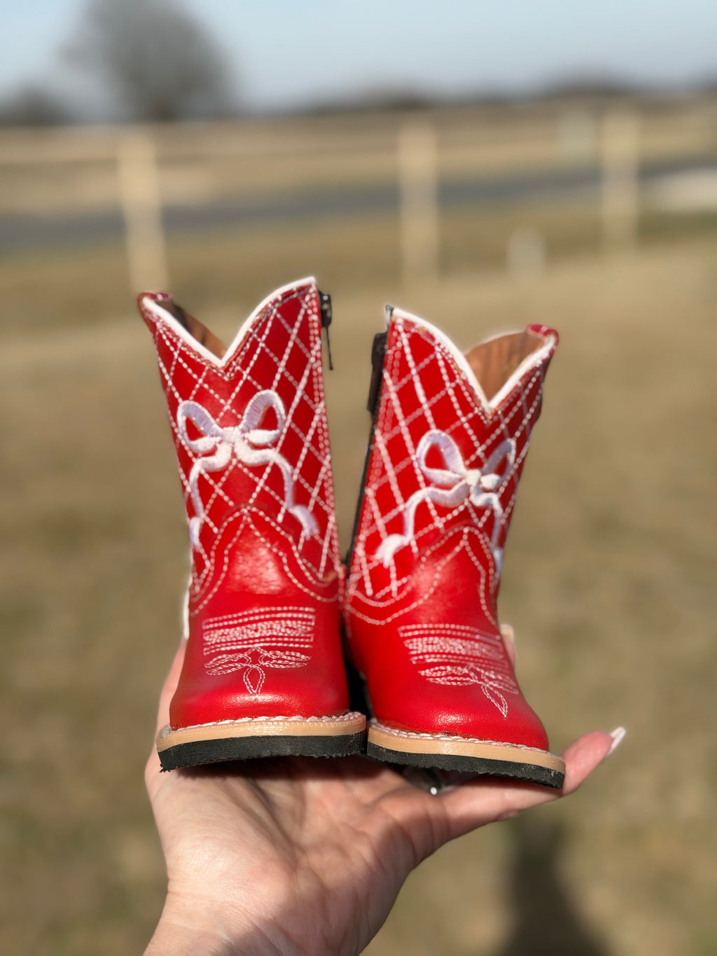 Red Bow Tanner Mark Boots