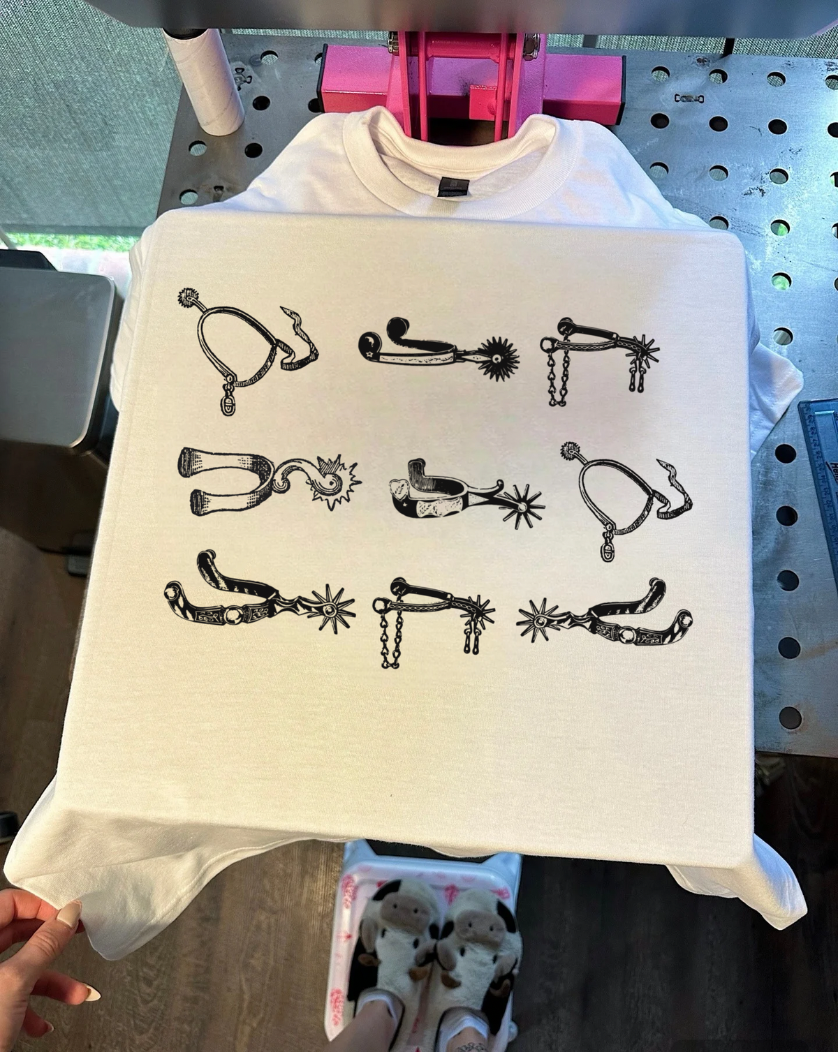 Spurs Graphic TEE or CREWNECK
