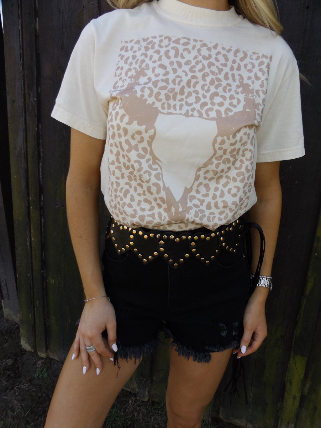 On The Go Risen Distressed Shorts - Black