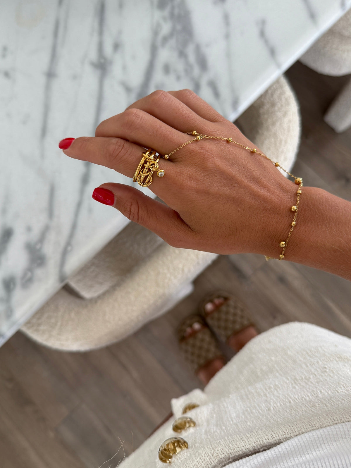 JULIA RING
