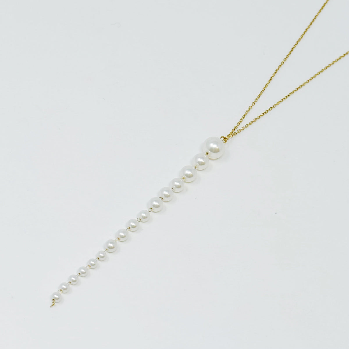 Gradiant Long Pearl Drop Necklace