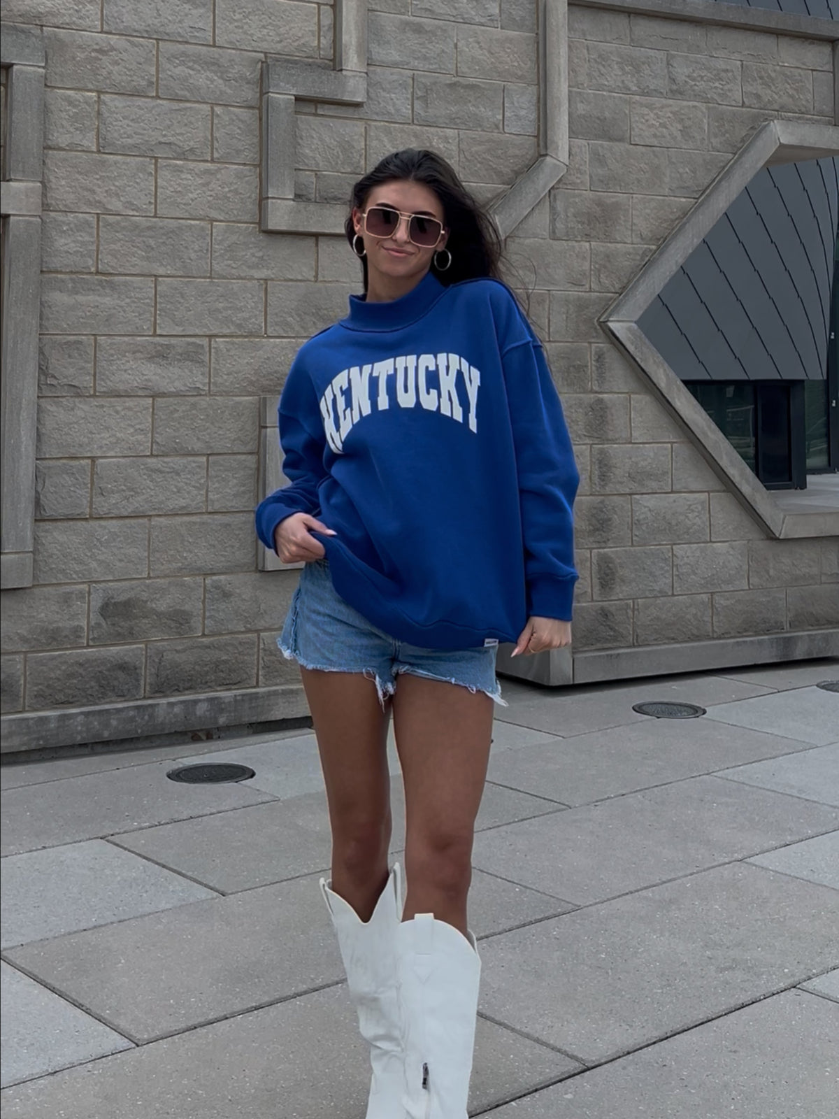 Tilly Kentucky Oversized Mockneck Crew