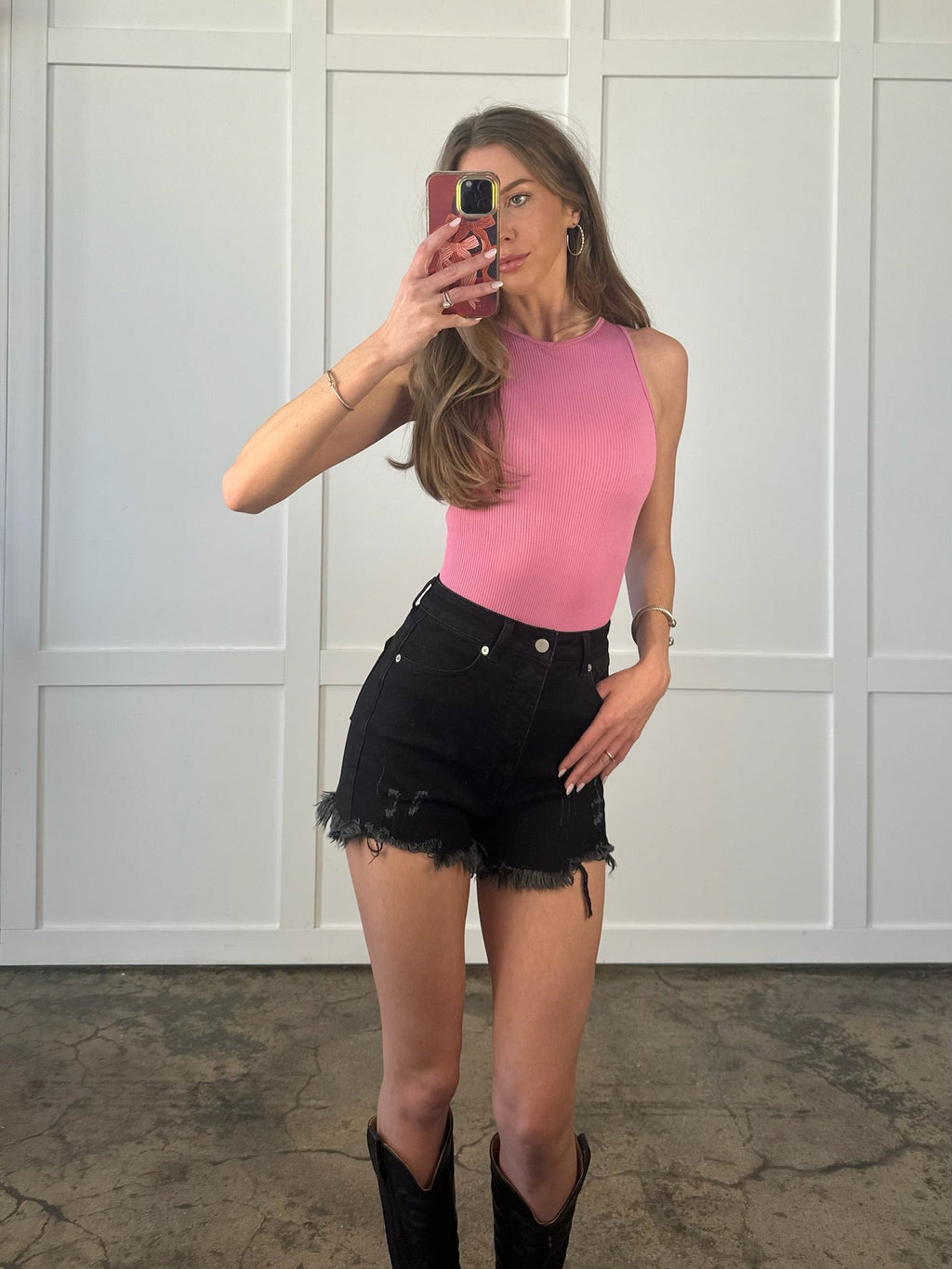 On The Go Risen Distressed Shorts - Black