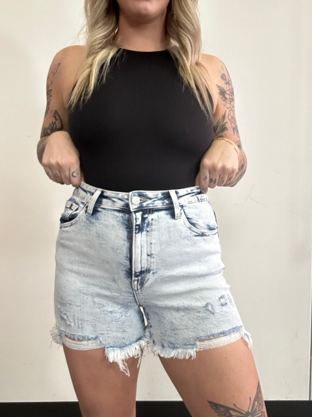 On The Go Distressed Shorts - Acid Light Wash