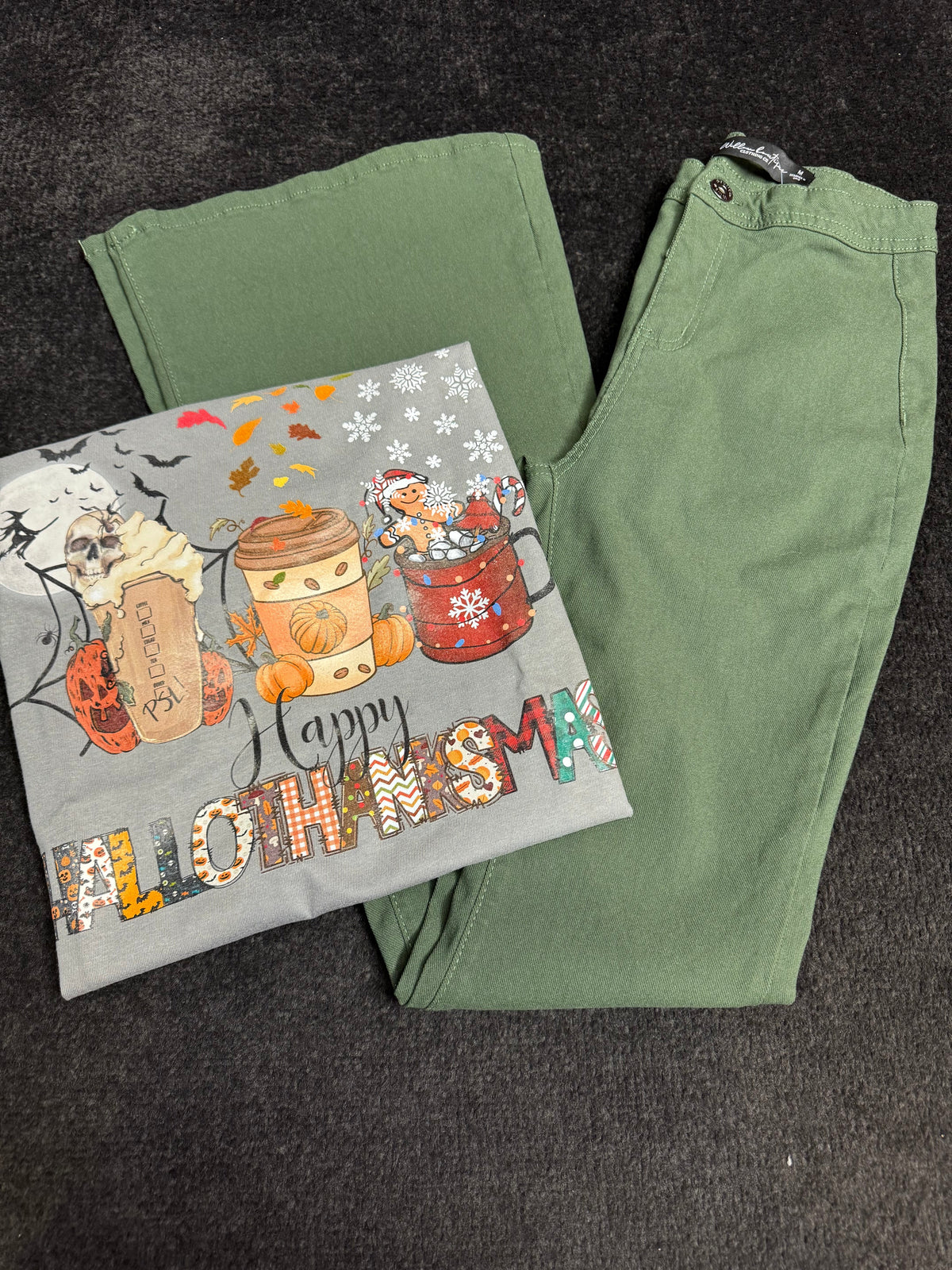 Hallothanksmas Flare Bundle (1 Fiona Flare + 1 Hallothanksmas Shirt)