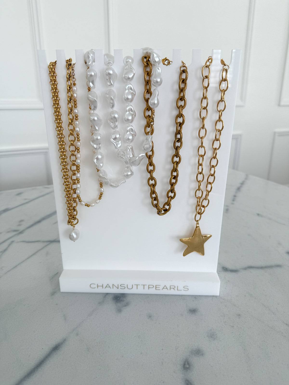 NECKLACE DISPLAY