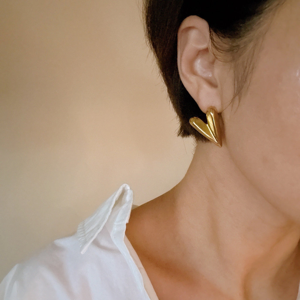 Hey Love Heart Stud Earrings