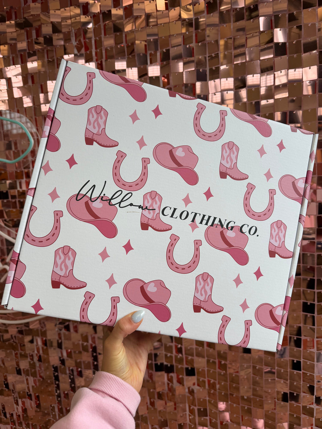 Willow Clothing Co. Country Concert Box
