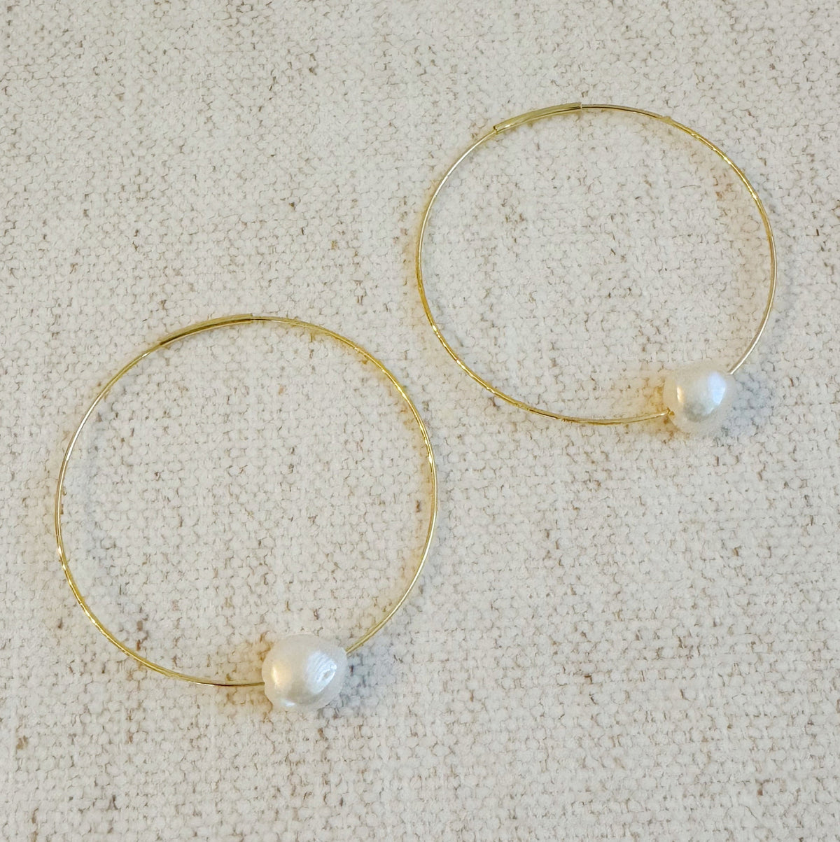 Solo Freshwater Pearl Hoop Earrings