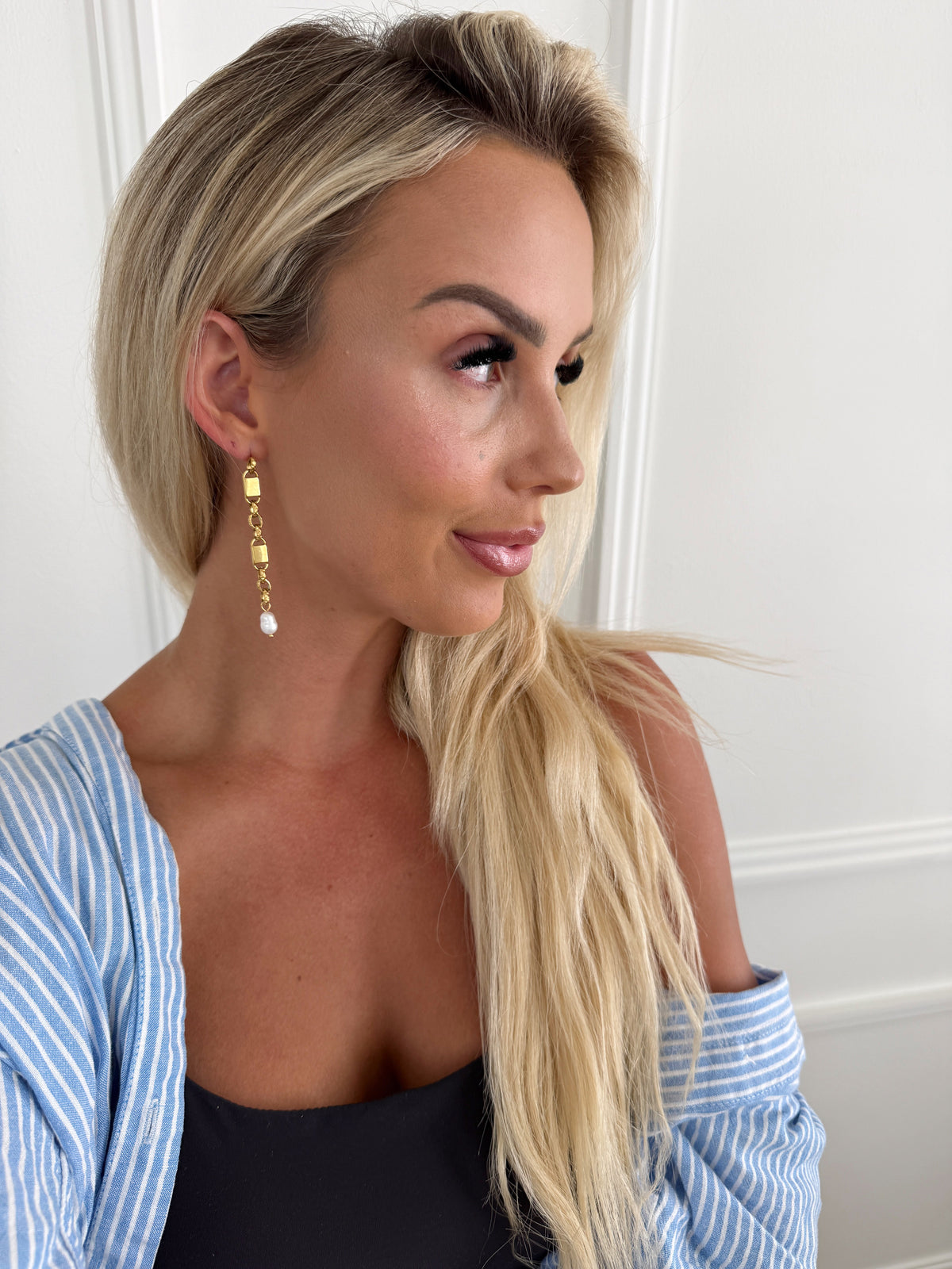 CHARLOTTE EARRING