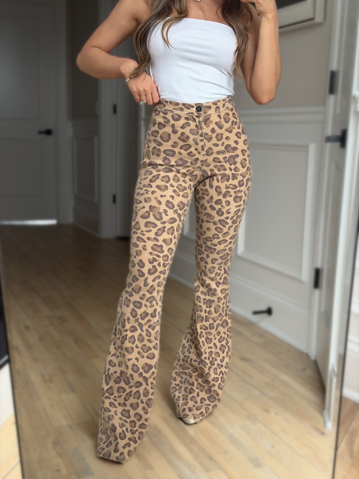 Fiona High Waisted Bell Bottom Flare Jeans - Light Brown Leopard