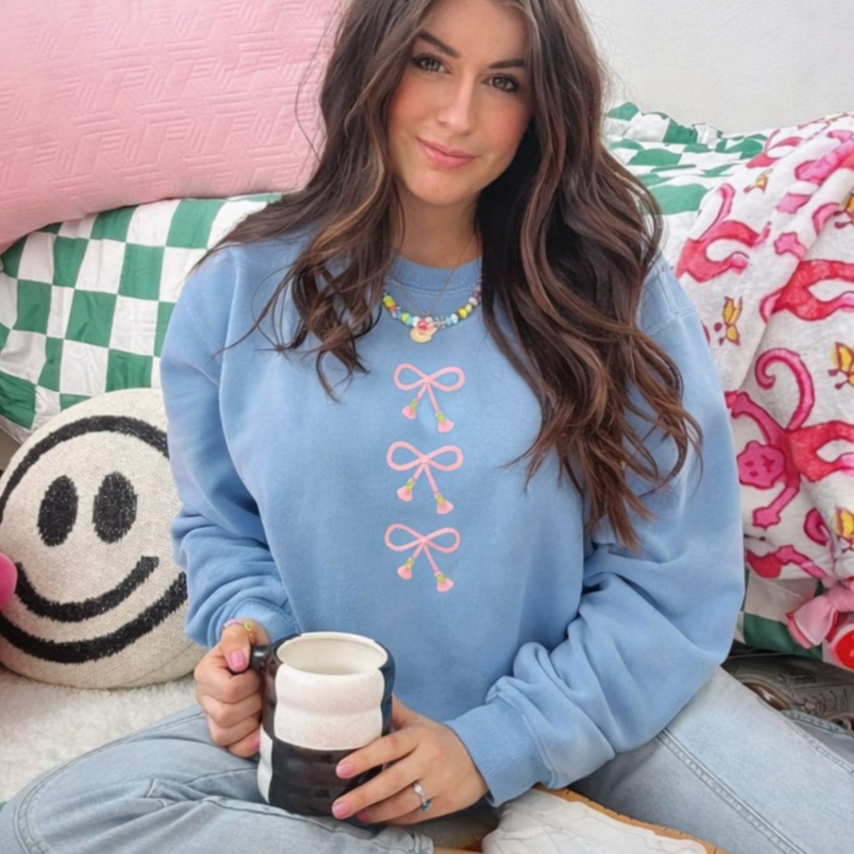 'Three Bows Nice' Tasseled Cozy Crew